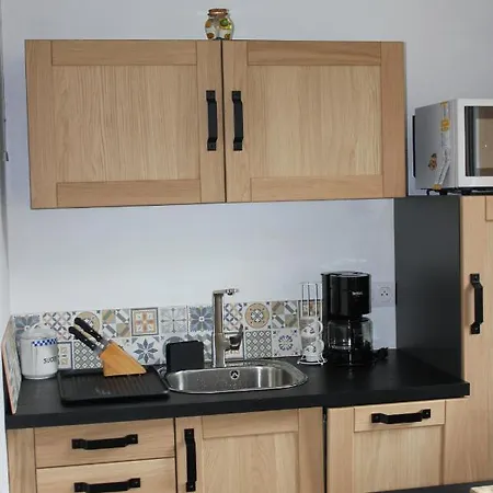 Renove Proche De Luz Saint Sauveur 1chambre Et 1 Coin *