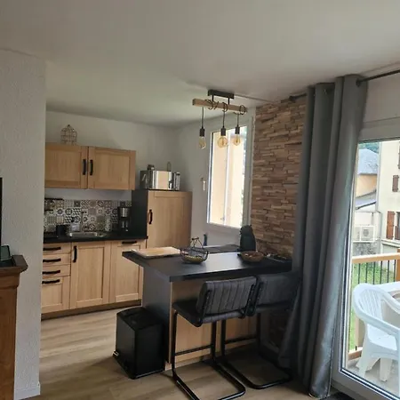 Apartment Renove Proche De Luz Saint Sauveur 1chambre Et 1 Coin
