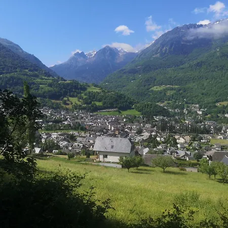Rénové Proche De Luz Saint Sauveur 1chambre Et 1 Coin Appartement