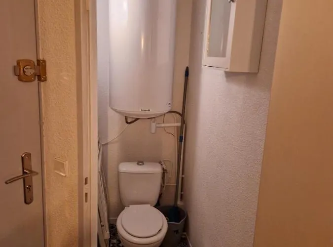 Appartement Rénové Proche De Luz Saint Sauveur 1chambre Et 1 Coin *